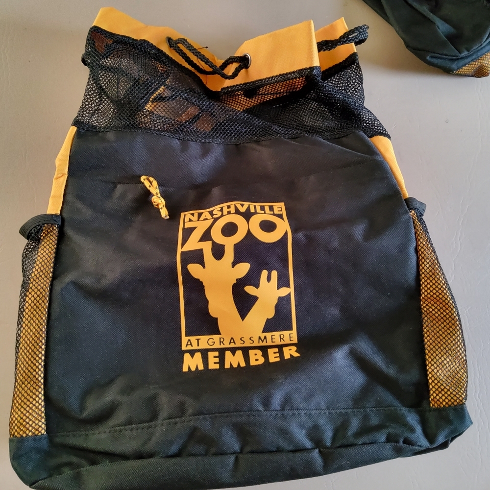 Fun backpack, large bag, front zipper pocket, 2 side pockets, any gender